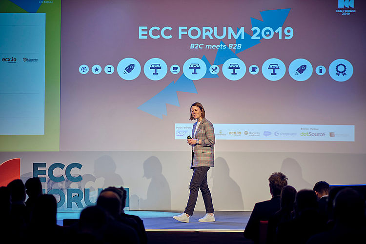 Sabrina Mertens moderiert das ECC FORUM